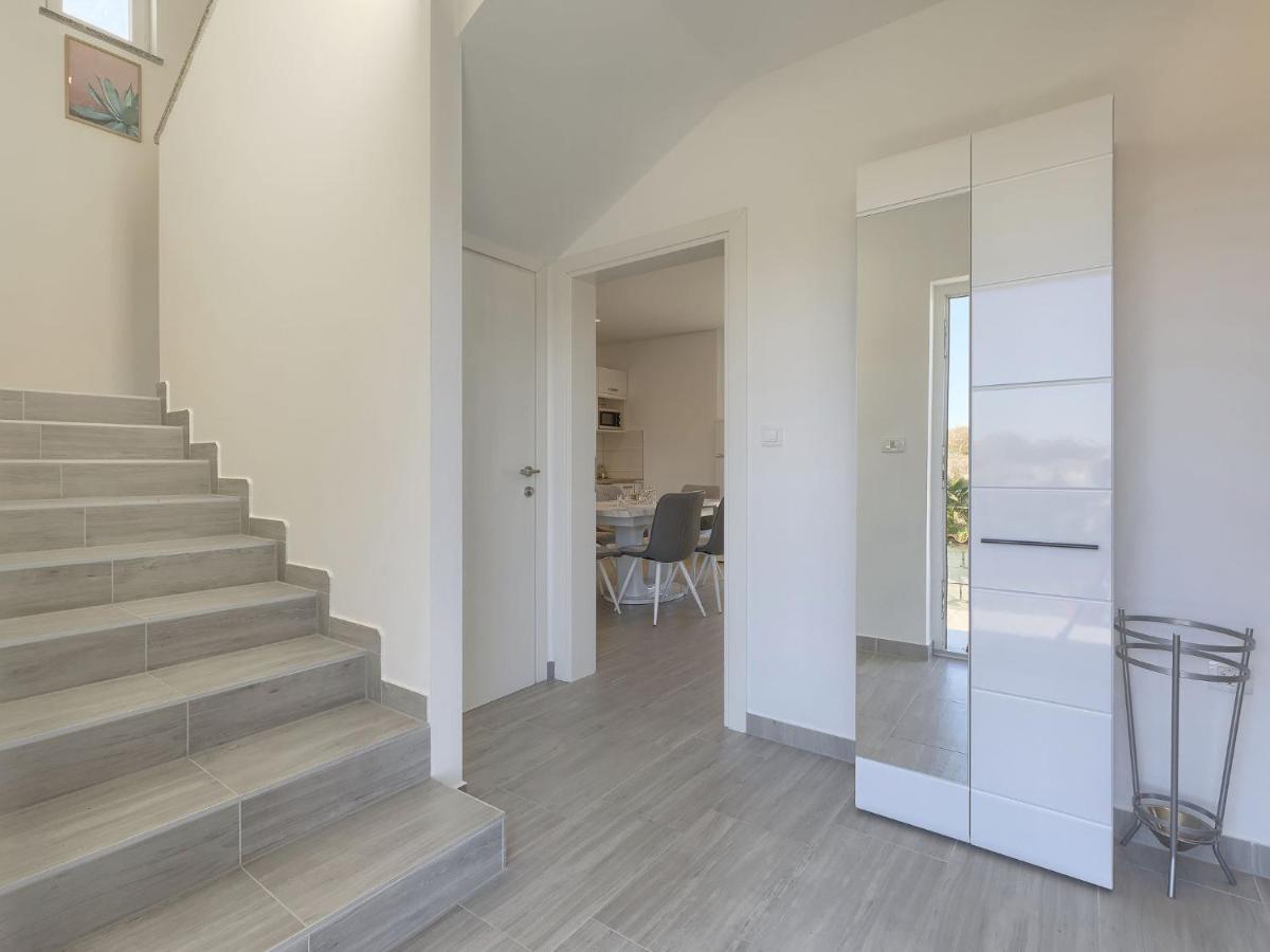 Holiday Home Villa Zirdum By Interhome Nova Vas  ภายนอก รูปภาพ