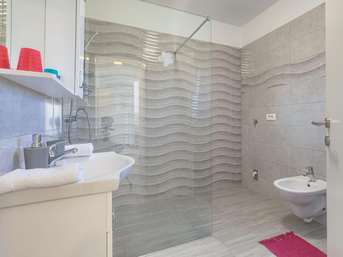 Holiday Home Villa Zirdum By Interhome Nova Vas  ภายนอก รูปภาพ