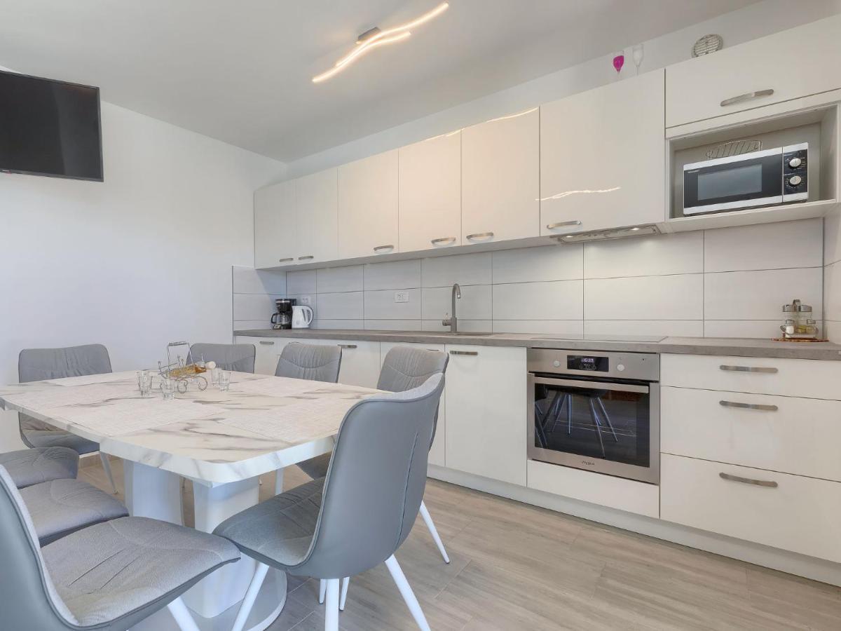 Holiday Home Villa Zirdum By Interhome Nova Vas  ภายนอก รูปภาพ