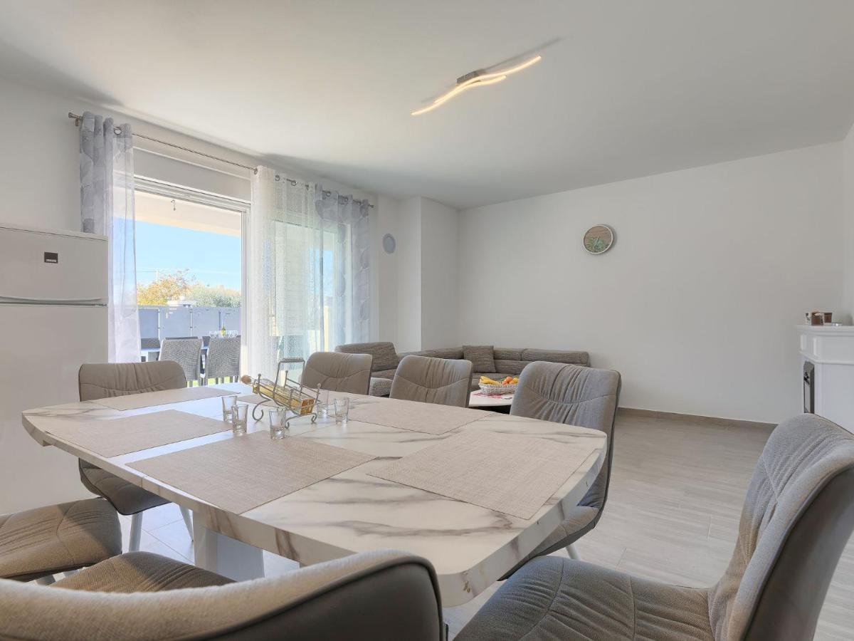 Holiday Home Villa Zirdum By Interhome Nova Vas  ภายนอก รูปภาพ